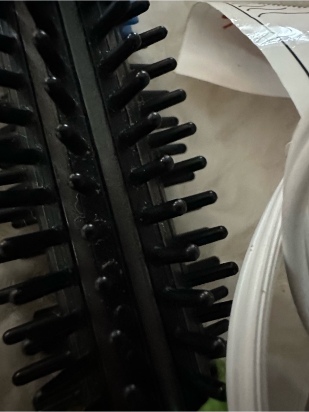 ๐ฆ Calista Go Go Mini Styling Brush - Women Hair Styling - Picture 6 of 10